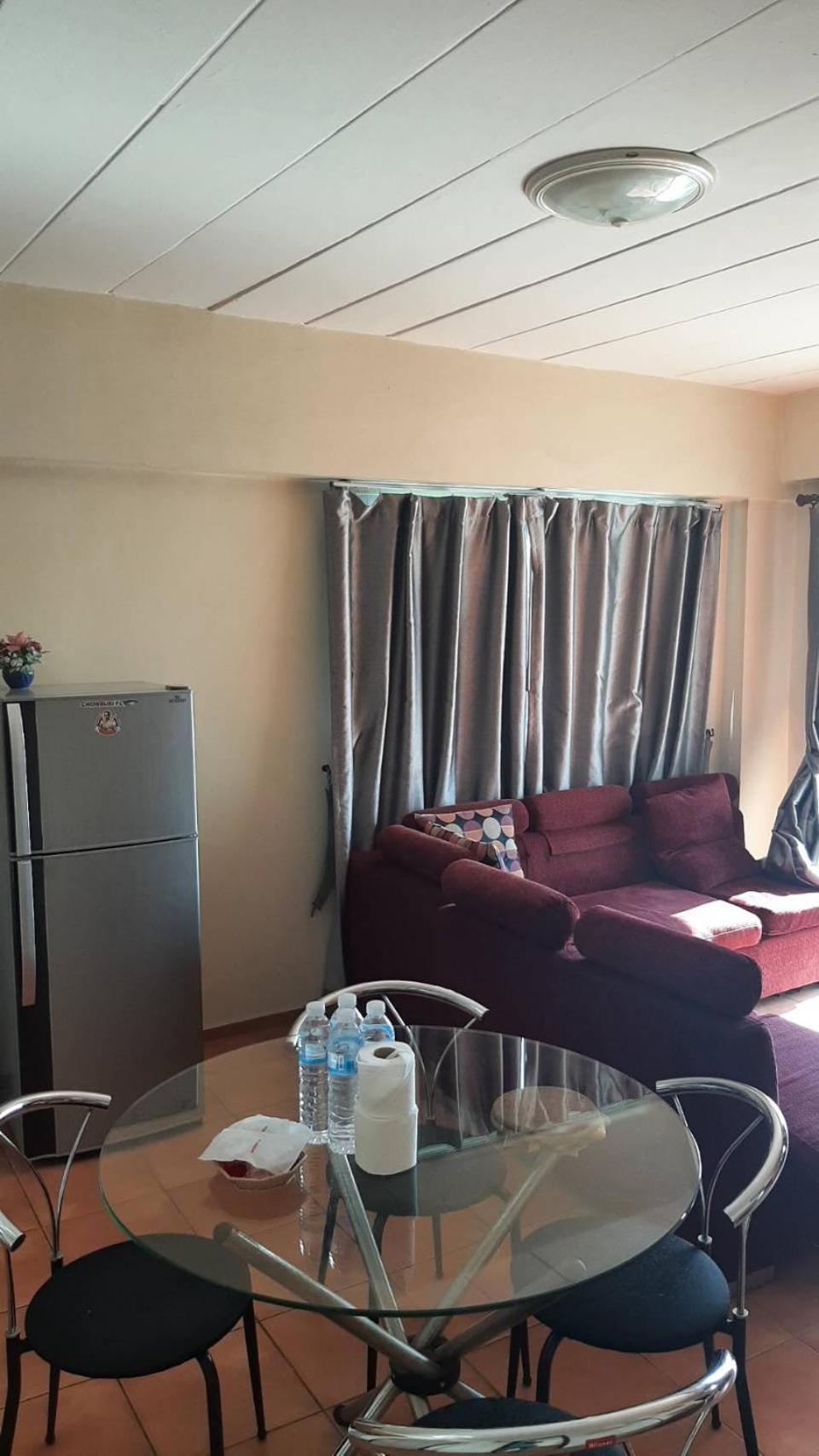 Lomsabai Apartments Bang Saen Bagian luar foto